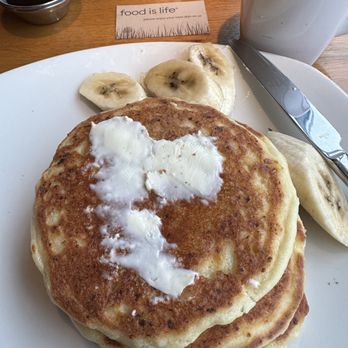 Northstar Cafe - Cloud 9 pancakes with maple syrup - New American Near Me - Shaker Heights, Ohio