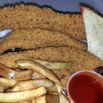 Chick N Wangs - Catfish basket - Food Trucks Near Me
