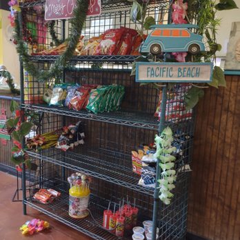Maui Wowie Shack - Display rack next to the service counter - Sandwiches Near Me - San Diego, California Maui Wowie Shack - Display rack next to the service counter - Sandwiches Near Me - San Diego, California