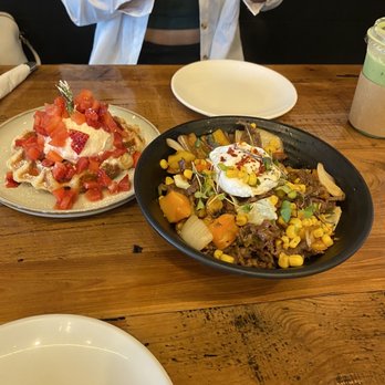 Cafe HwaSan - Strawberry Croffle and Bulgogi Breakfast Hash - Korean Near Me - Plano, Texas Cafe HwaSan - Strawberry Croffle and Bulgogi Breakfast Hash - Korean Near Me - Plano, Texas