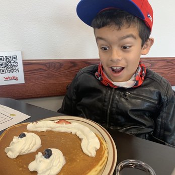 Weck's - Happy Face Pancake - Breakfast & Brunch Near Me - Albuquerque, New Mexico Weck's - Happy Face Pancake - Breakfast & Brunch Near Me - Albuquerque, New Mexico
