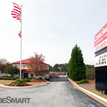 CubeSmart Self Storage - Self Storage Near Me - Snellville, Georgia