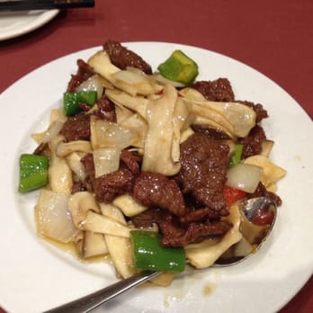 Ba Guo Bu Yi Chinese Restaurant - Mushrooms stir-fry beef - Chinese Near Me - Adelaide, SA Ba Guo Bu Yi Chinese Restaurant - Mushrooms stir-fry beef - Chinese Near Me - Adelaide, SA
