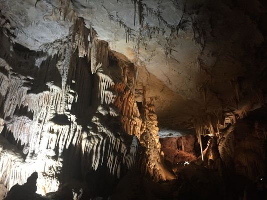 Jenolan Caves by null