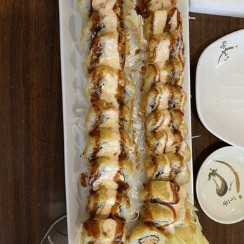 Mizu - Deep Fried Philadelphia Roll and Deep Fried Spicy Tuna Roll - Sushi Bars Near Me - San Diego, California