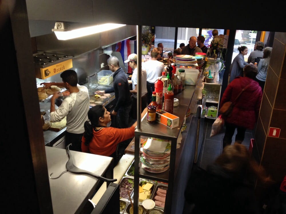 PAUL’S BOUTIQUE Kleine Sint Jansstraat 15, Kortrijk, WestVlaanderen