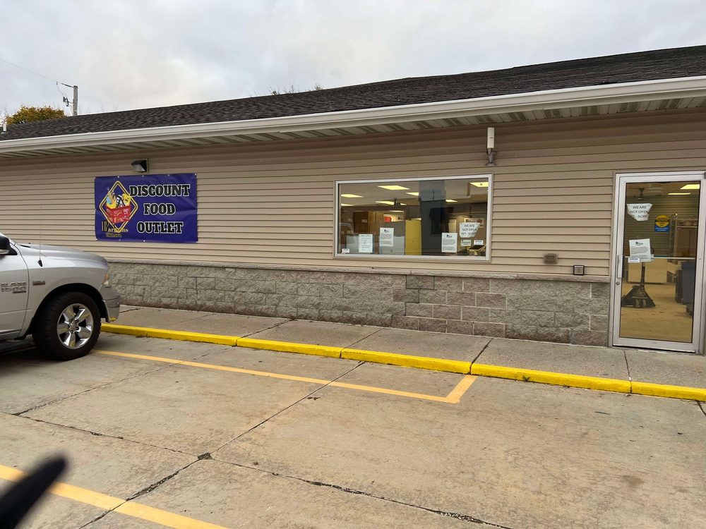 BEST BARGAINS - Updated August 2025 - 3 E Geneva St, Elkhorn, Wisconsin