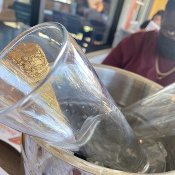 Broken Yolk Cafe - Dirty glasses - Breakfast & Brunch Near Me - Orange, California Broken Yolk Cafe - Dirty glasses - Breakfast & Brunch Near Me - Orange, California