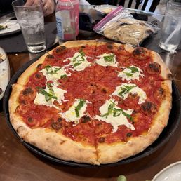 Margherita pizza Margherita pizza