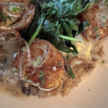 Bistro Le Relais - Seared scallops - French Near Me - Louisville, Kentucky