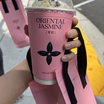 Molly Tea - Snowy Jasmine - Bubble Tea Near Me - Bellevue, Washington
