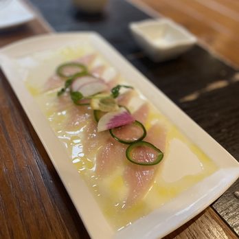 Kata Robata - Hamachi & Jalapeño Sashimi - Sushi Bars Near Me - Houston, Texas