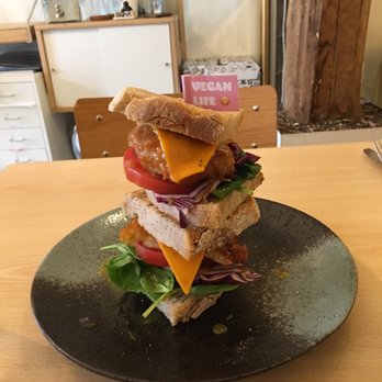 Chilling Café - Milenesa sandwich - Vegan Near Me - Madrid, M