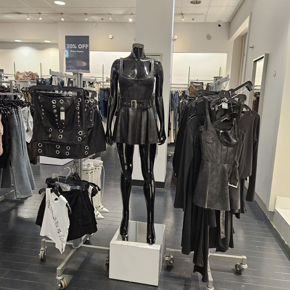 Fashion Nova - Dresses - Women's Clothing Near Me - Burbank, California Fashion Nova - Dresses - Women's Clothing Near Me - Burbank, California