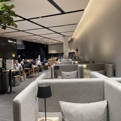 Finnair Premium Lounge