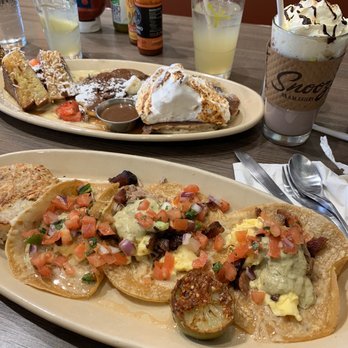 Snooze, an A.M. Eatery - There's a pattern here.. you see it? Lol I have a habit. - Breakfast & Brunch Near Me - Phoenix, Arizona Snooze, an A.M. Eatery - There's a pattern here.. you see it? Lol I have a habit. - Breakfast & Brunch Near Me - Phoenix, Arizona