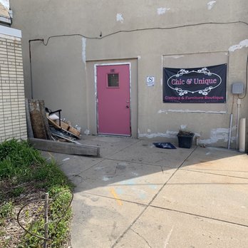Chic & Unique - Thrift Stores Near Me - Beloit, Wisconsin