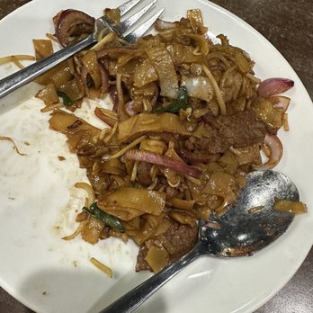 Yang Kee Dumpling - Beef chow fun - Dim Sum Near Me - Davis, California