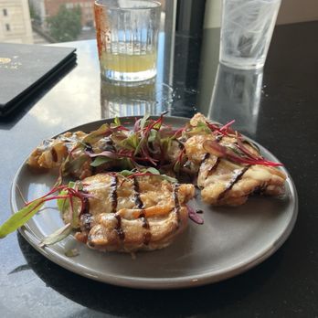 Urban Oak Raleigh - Chicken Thighs - Lounges Near Me - Raleigh, North Carolina Urban Oak Raleigh - Chicken Thighs - Lounges Near Me - Raleigh, North Carolina