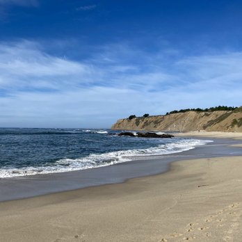 Ross Cove Beach - Beaches Near Me - Moss Beach, California