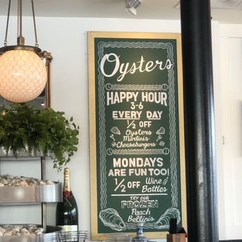 Hudson House - Happy hour - American Near Me - Dallas, Texas Hudson House - Happy hour - American Near Me - Dallas, Texas