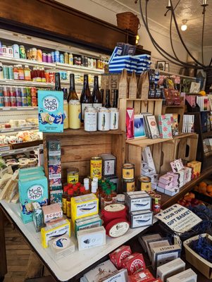 Campbell and Co - Williamsburg by null