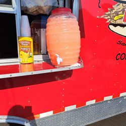 Lidos - Cup of lemonade included in the sandwich price