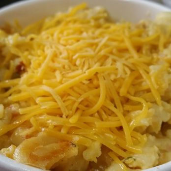 Lazybones Smokehouse - Mac and cheese - Smokehouse Near Me - Roseville, Michigan