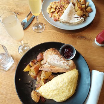 Cafe Bernardo - Sunday Brunch is the best! - Burgers Near Me - Sacramento, California