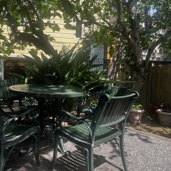 Sausalito Gourmet Delicatessen - Patio - Delis Near Me - Sausalito, California Sausalito Gourmet Delicatessen - Patio - Delis Near Me - Sausalito, California
