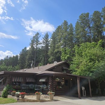 Powder House Restaurant - Great scenic location - Steakhouses Near Me - Keystone, South Dakota