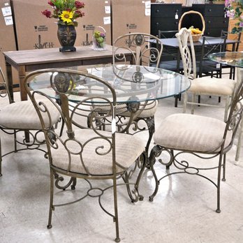 Downtown Used Furniture 88 Photos Mattresses 1041 Mason Ave Daytona Beach Fl Phone Number Yelp