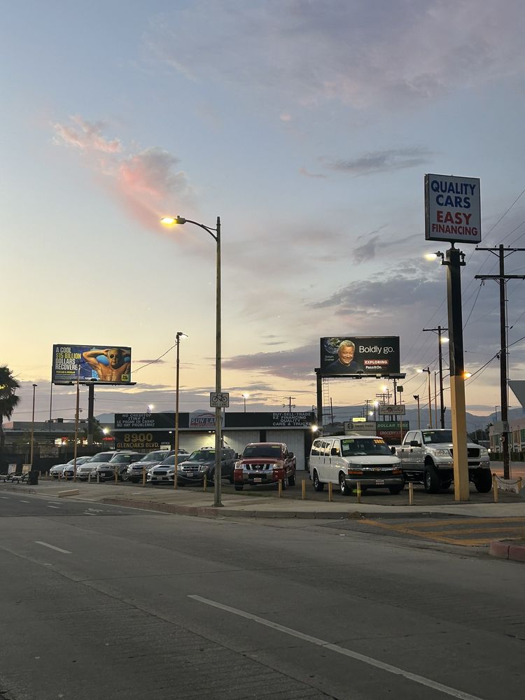 SUNLAND AUTOGROUP 2 8900 Glenoaks Blvd, Los Angeles, California