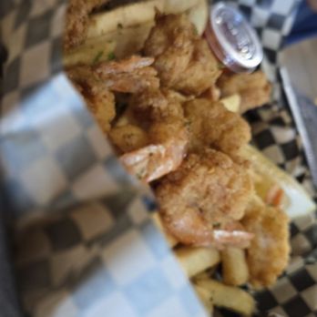 Pra_LEES - Shrimp basket - Seafood Near Me - New Orleans, Louisiana Pra_LEES - Shrimp basket - Seafood Near Me - New Orleans, Louisiana