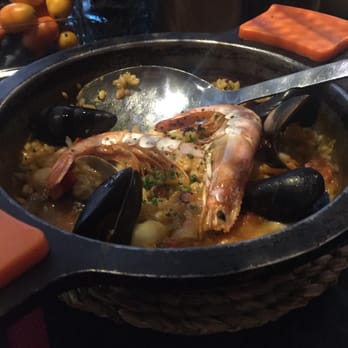 Arume - They serve delicious paella for one! Great for solo travelers! - Mediterranean Near Me - Barcelona, B