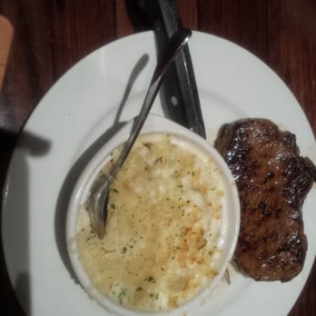 LongHorn Steakhouse - 11oz sirloin with steakhouse mac and cheese - Steakhouses Near Me - Waterloo, Iowa LongHorn Steakhouse - 11oz sirloin with steakhouse mac and cheese - Steakhouses Near Me - Waterloo, Iowa