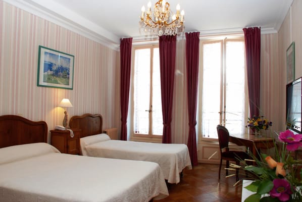 Hotel Continental by null