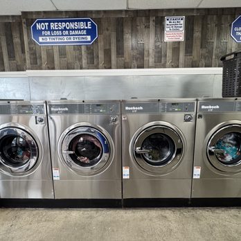 Sparklean Laundry - 60lb washers - Laundry Services Near Me - Tustin, California