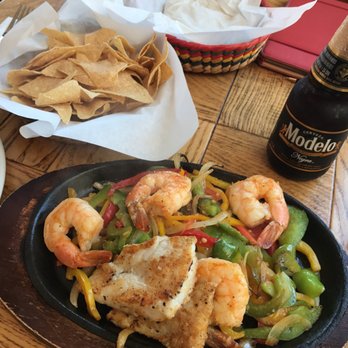 Los Agaves - Fajitas Del Mar - Bars Near Me - Goleta, California