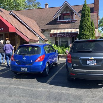 Diamond Jim's Steakhouse - Steakhouses Near Me - Hales Corners, Wisconsin