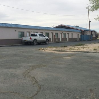 Deluxe Inn - Hotels Near Me - Fort Stockton, Texas