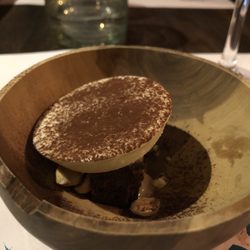 PMY - Yougurt is med en brownie. Ville ønske dessert var mere syd amerikansk lidt for danskede