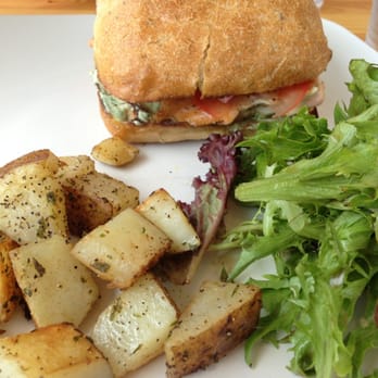 Esencia Urban Kitchen - Cafes Near Me - Chicago, Illinois