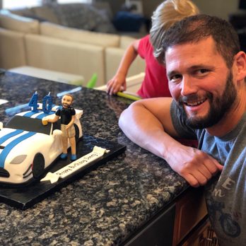 Milette's Cakes - 3D viper birthday cake - Cupcakes Near Me - Plainfield, Illinois