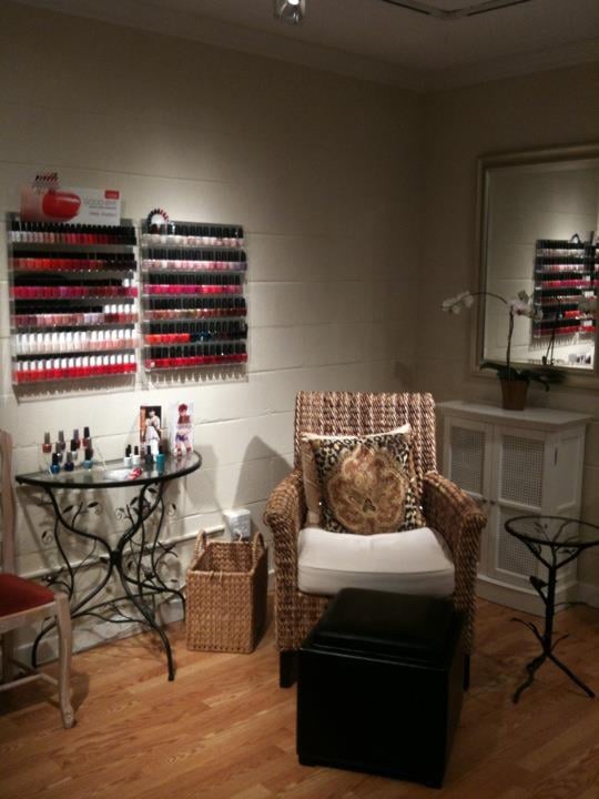 Tips & Toes By Tanya Logo