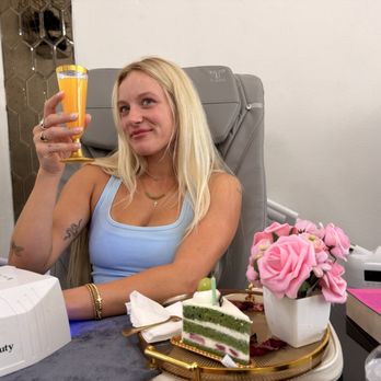 Diamond Nails - Nail Salons Near Me - Roseville, California