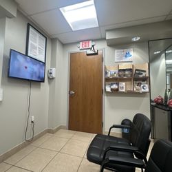 Premier Endocrinology - Waiting room