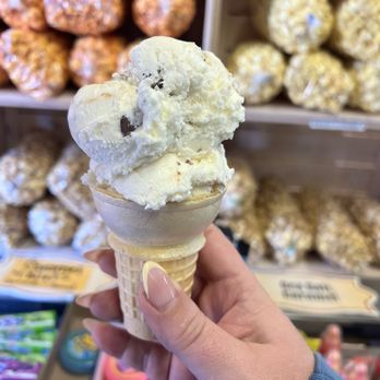 SEDONA'S POPCORN EMPORIUM - Updated September 2025 - 25