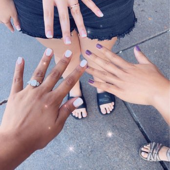 OrigiNail Salon & Spa - Nail Salons Near Me - Glen Ellyn, Illinois