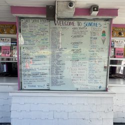 Sundaes - Menu board (summer 2025)